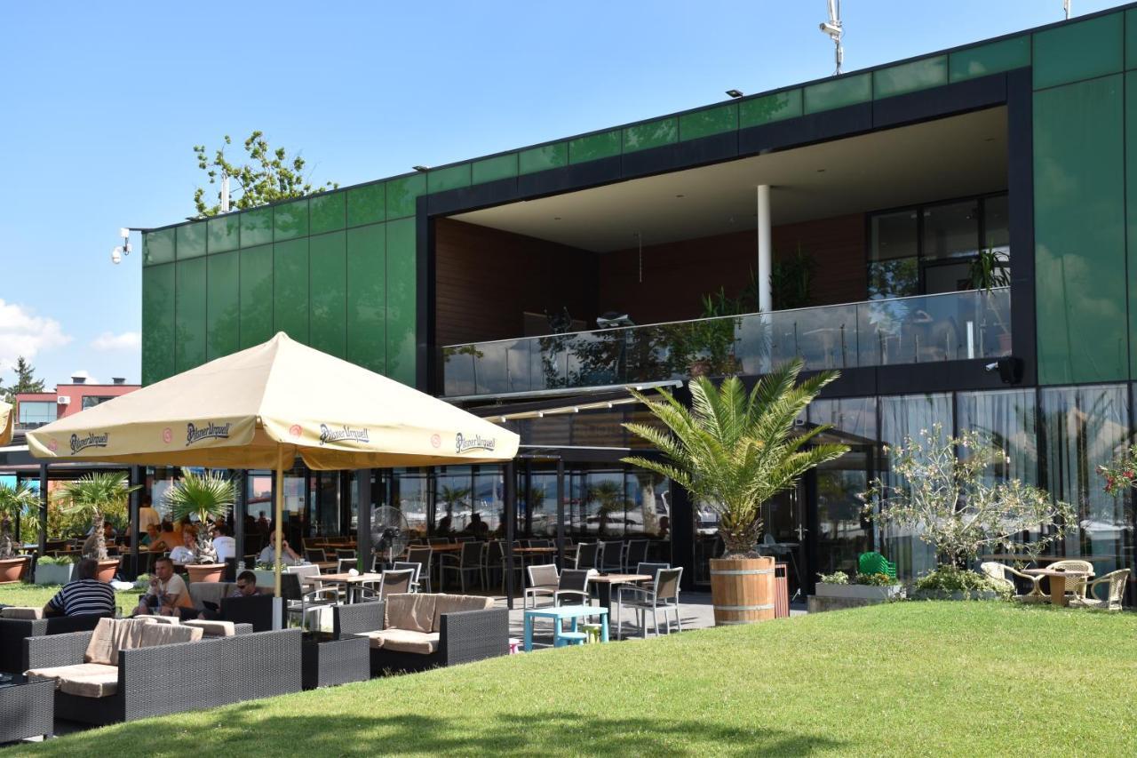 Bl Bavaria Yachtclub & Apartments Balatonlelle Luaran gambar