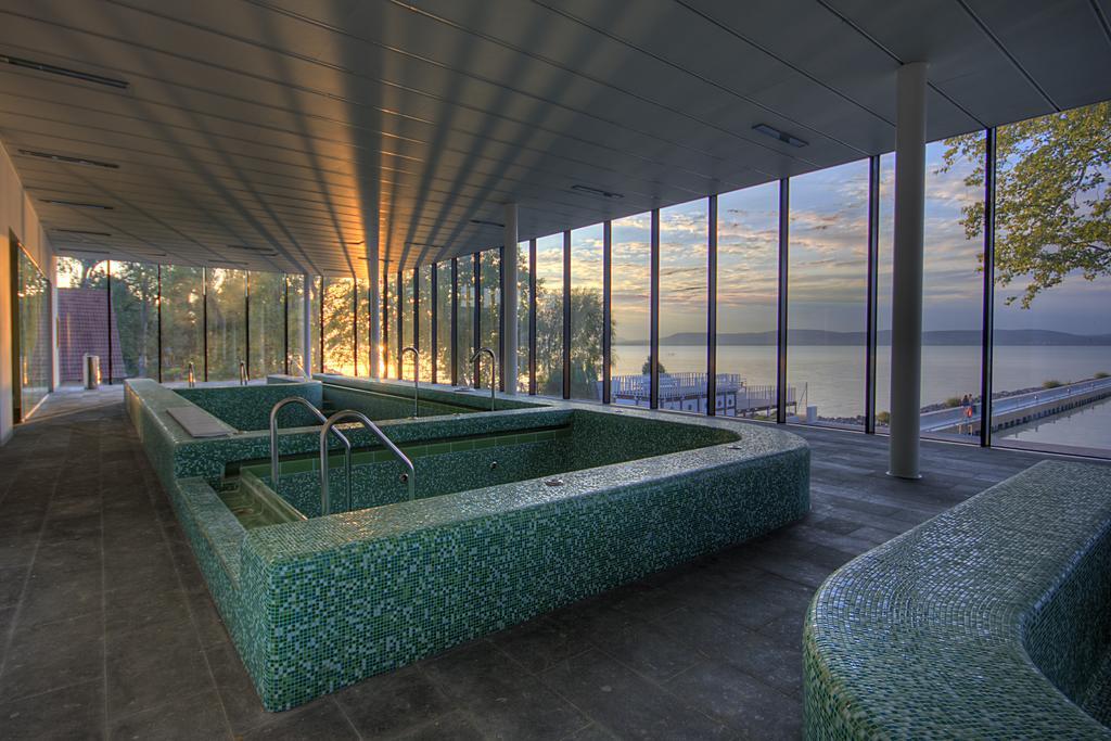 Bl Bavaria Yachtclub & Apartments Balatonlelle Luaran gambar