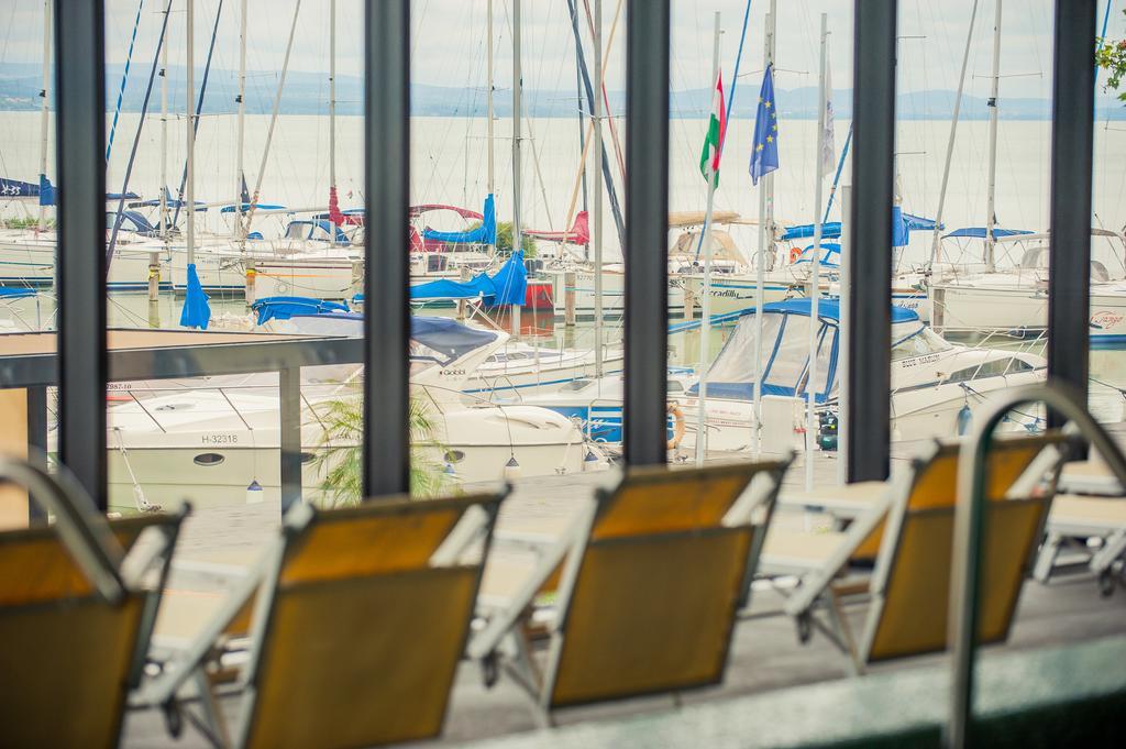 Bl Bavaria Yachtclub & Apartments Balatonlelle Luaran gambar