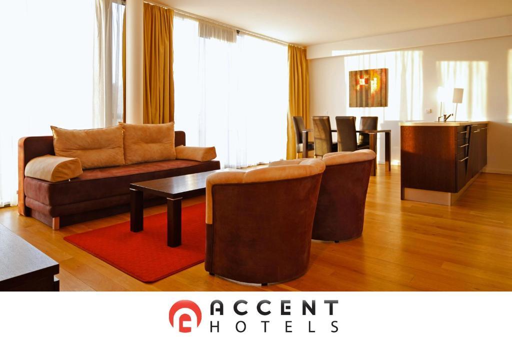 Bl Bavaria Yachtclub & Apartments Balatonlelle Luaran gambar