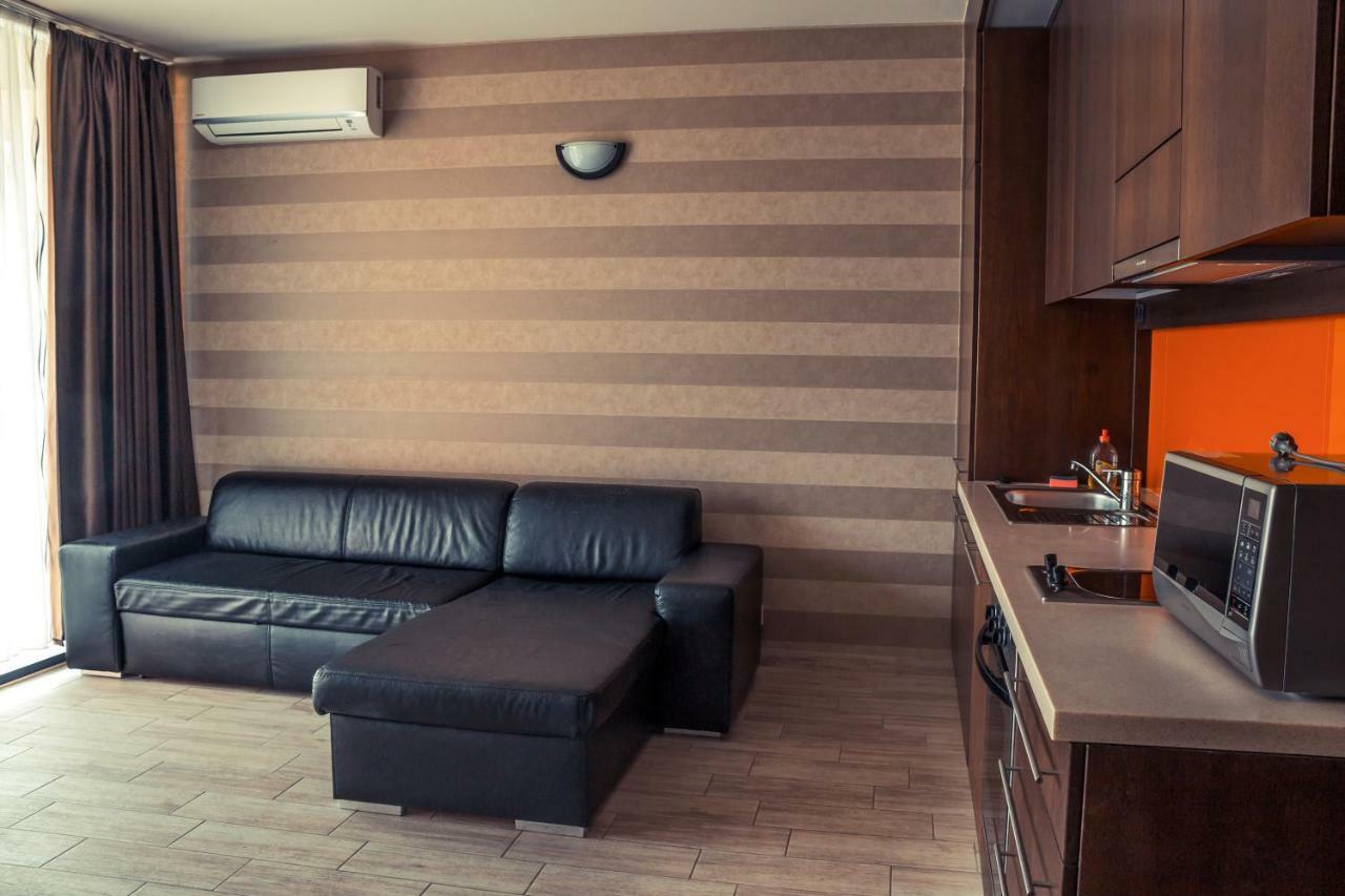 Bl Bavaria Yachtclub & Apartments Balatonlelle Luaran gambar